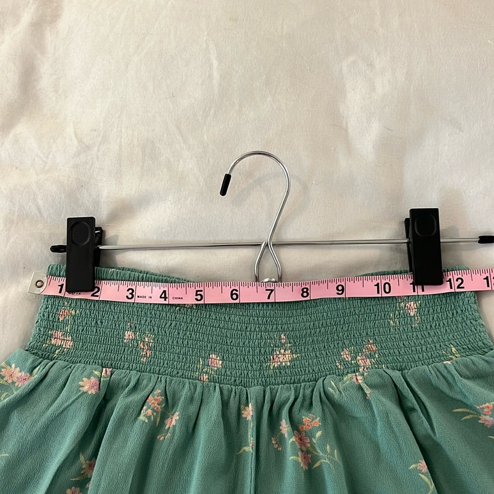American eagle flaired shorts, size xs
